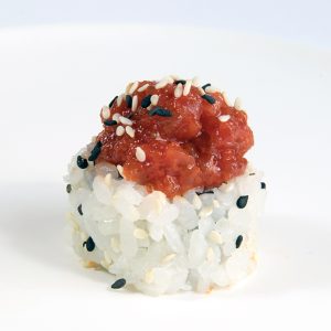 156 / Spicy tuna maki