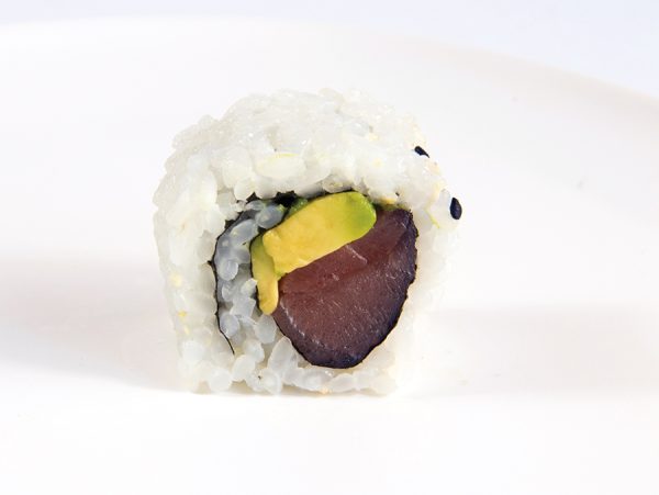 159 / Maguro avocado maki