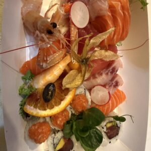 88 / Sushi Sashimi Large